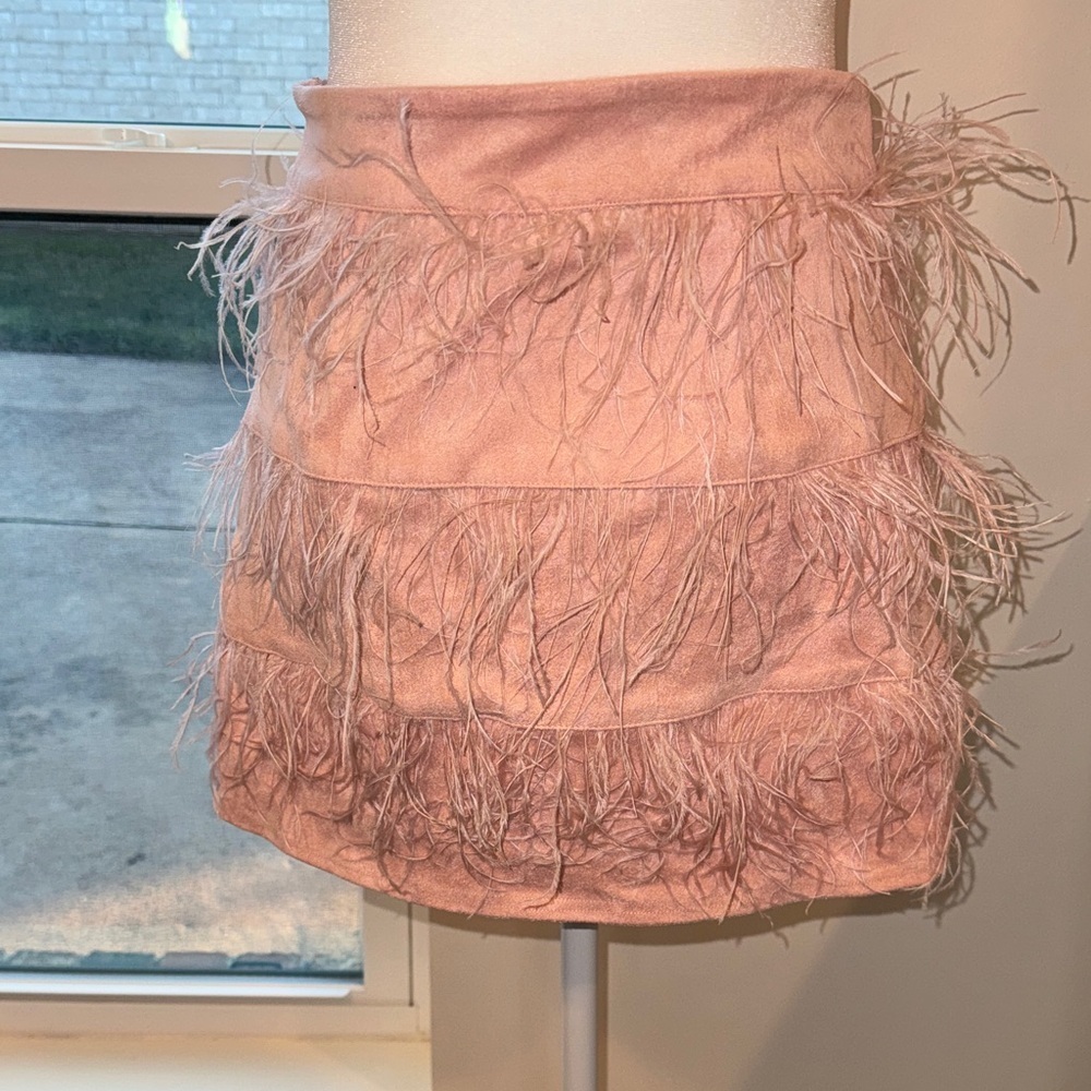 Suede Feathered Mini Skirt Blush - Picture 6 of 7